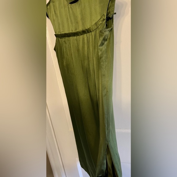 BCBG MaxAzria size S, empire style silk dress, side pockets - Picture 3 of 11